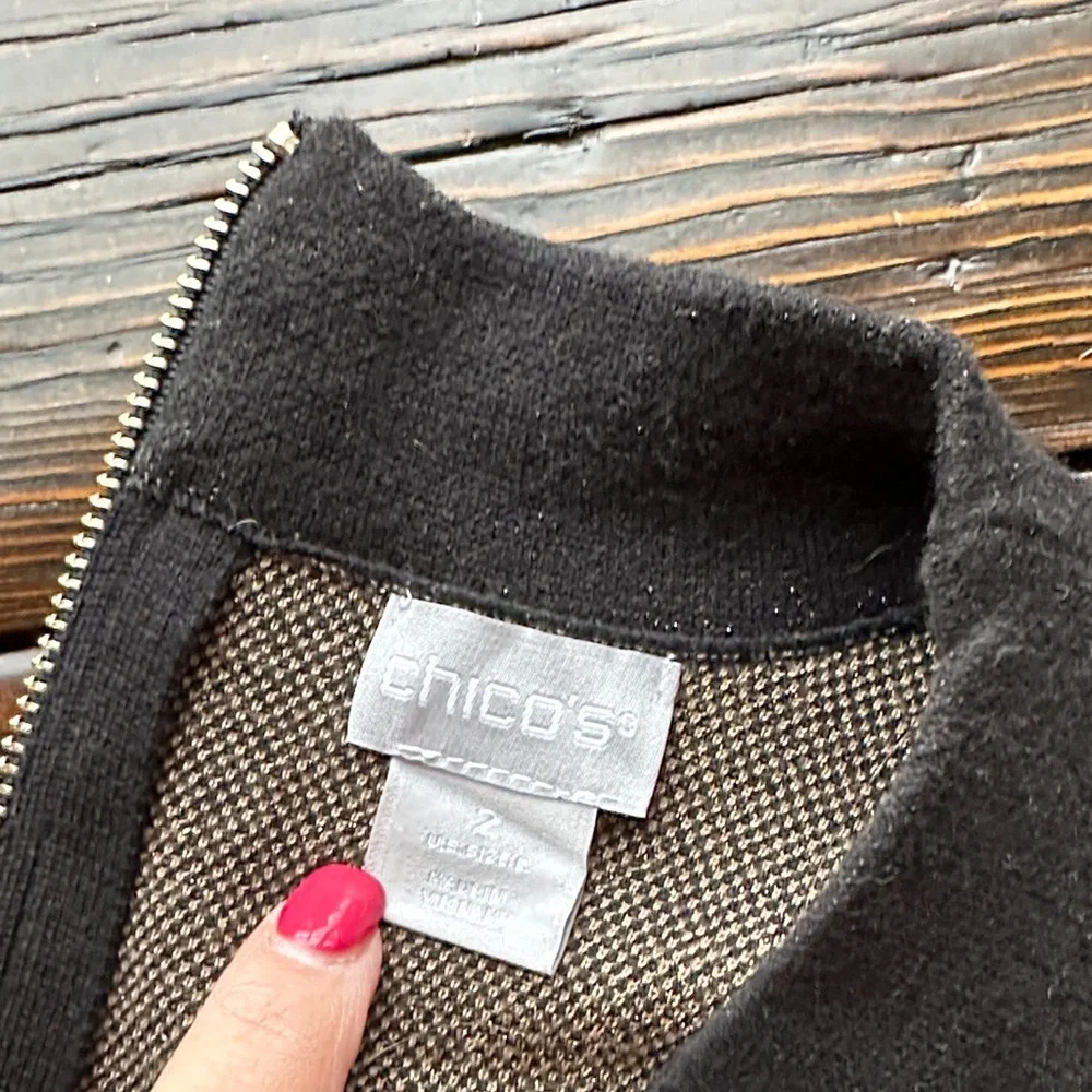 Chico's Black and Tan Chain Design Sweater Size L - Picture 3 of 8